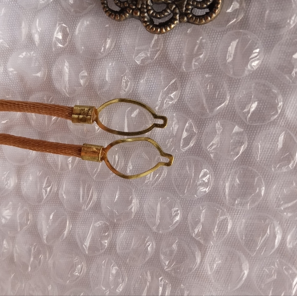 🎈3 for $10🎈Corded Pendant - Picture 7 of 8